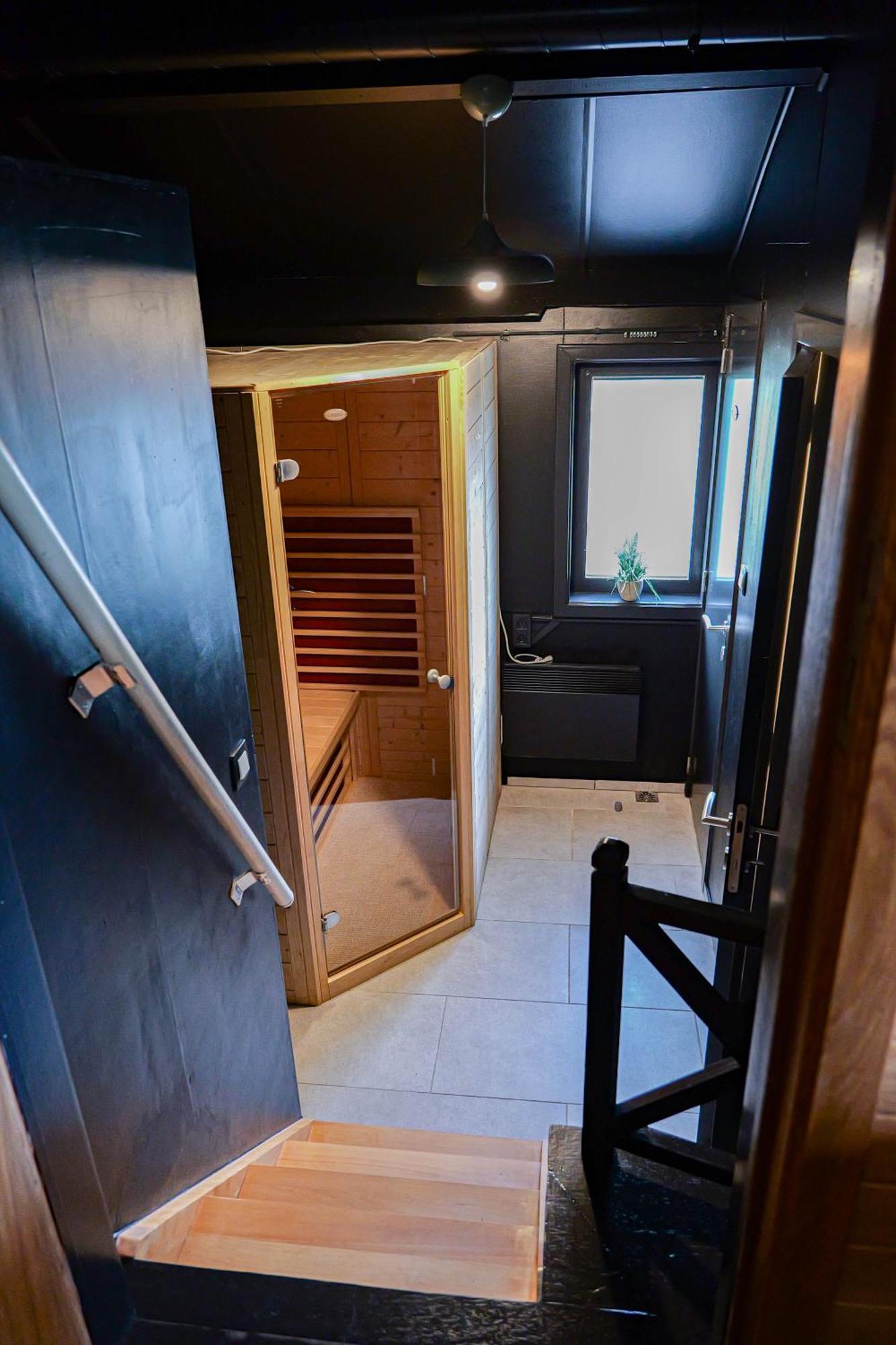 Le Colibri Spa Jacuzzi Durbuy Eksteriør bilde