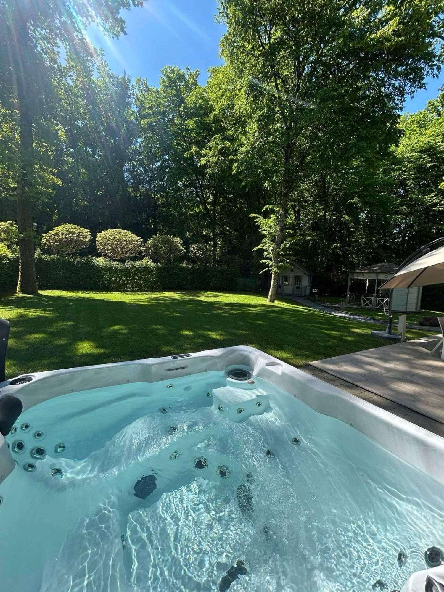 Le Colibri Spa Jacuzzi Durbuy Eksteriør bilde
