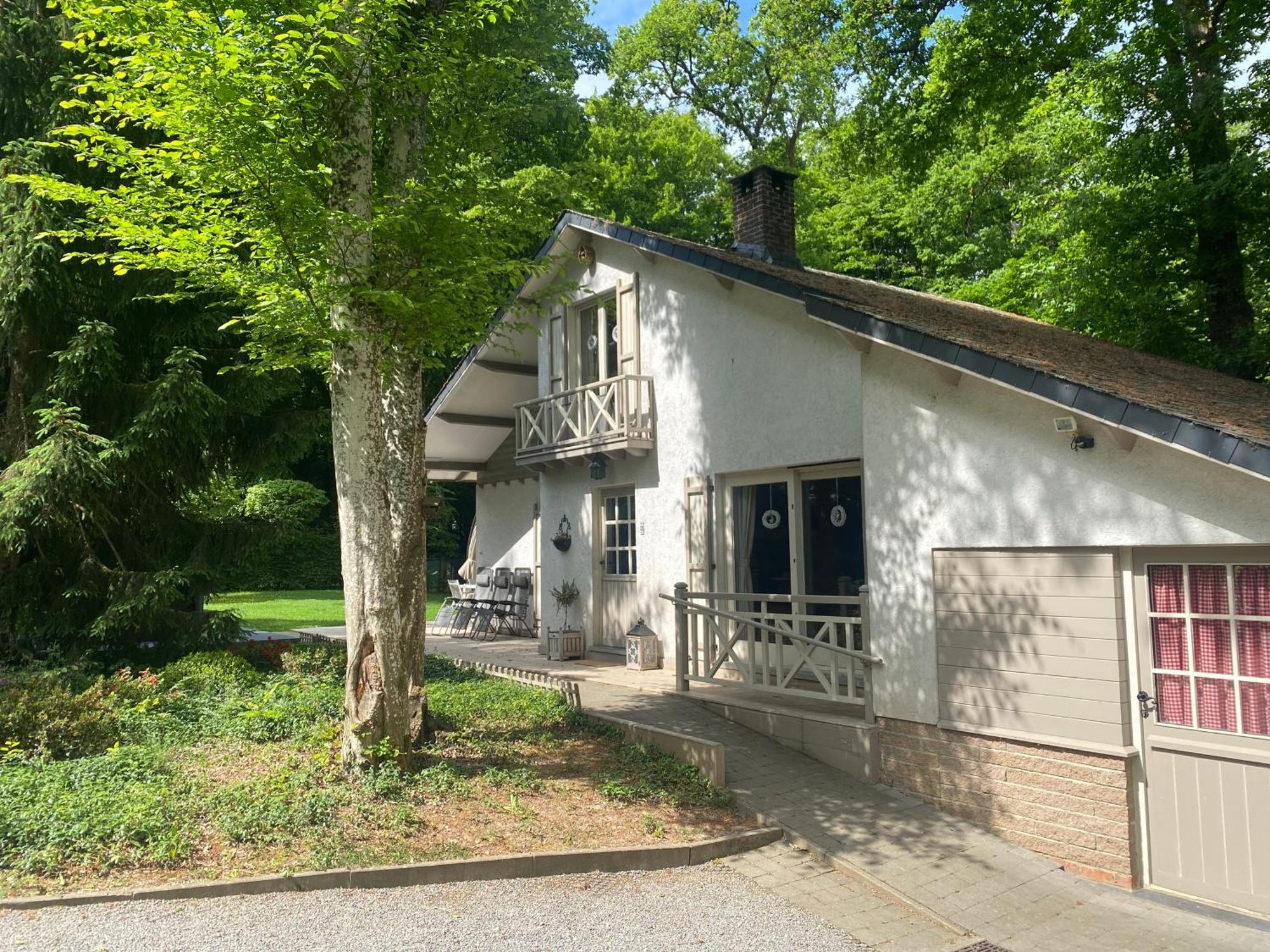 Le Colibri Spa Jacuzzi Durbuy Eksteriør bilde